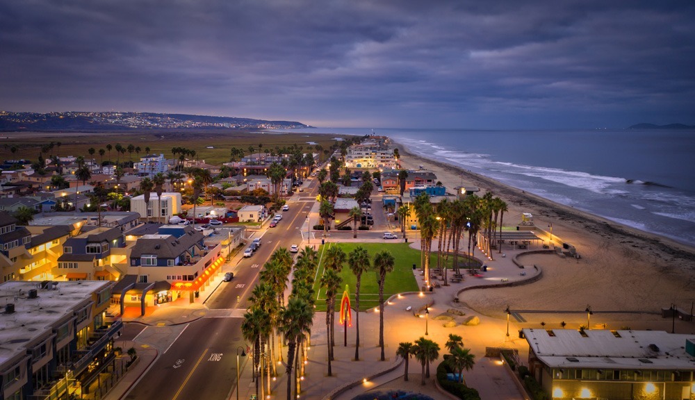 Imperial Beach pier and coastline